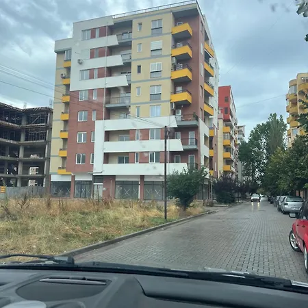 Swan Luxury Поградец